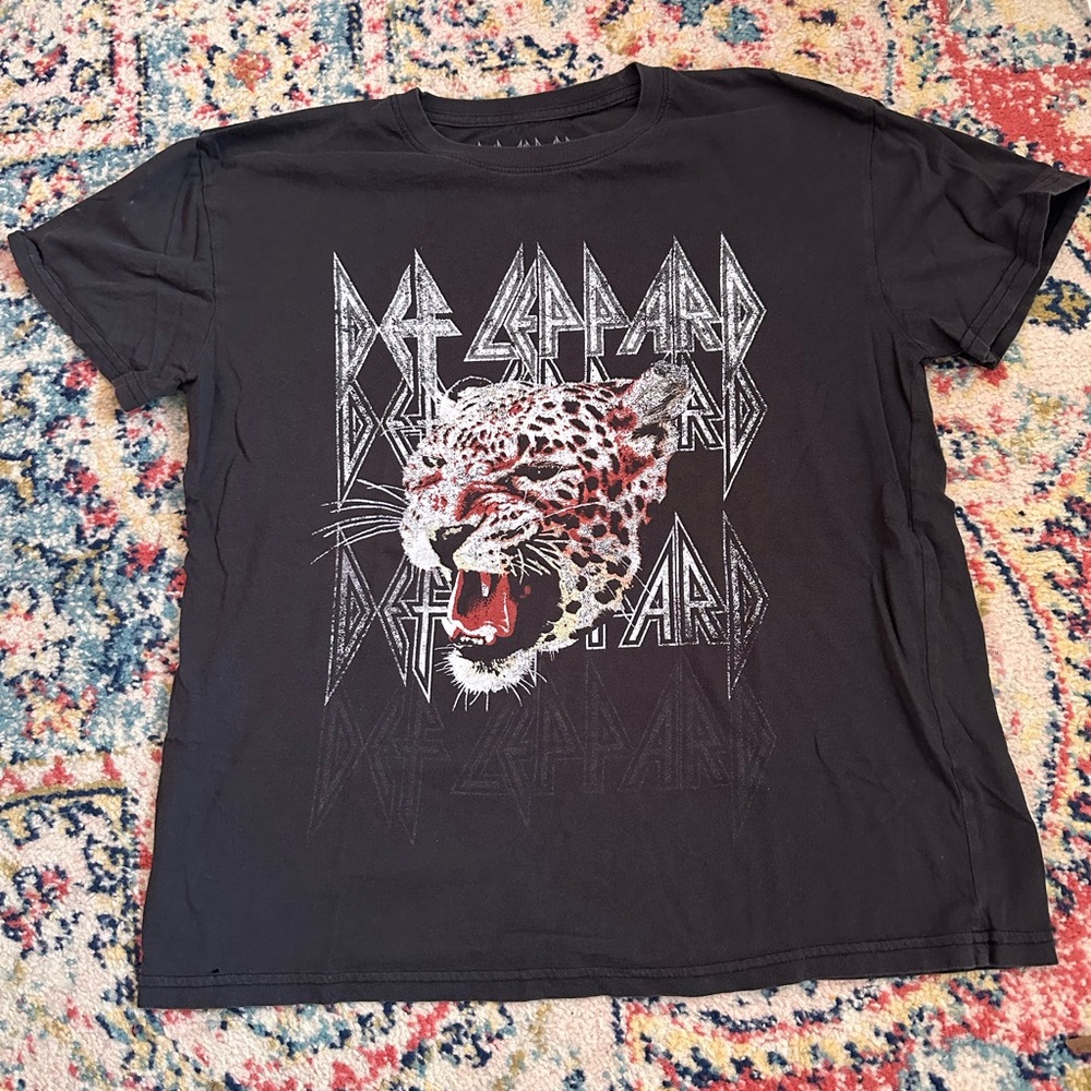 def Leppard T-shirt